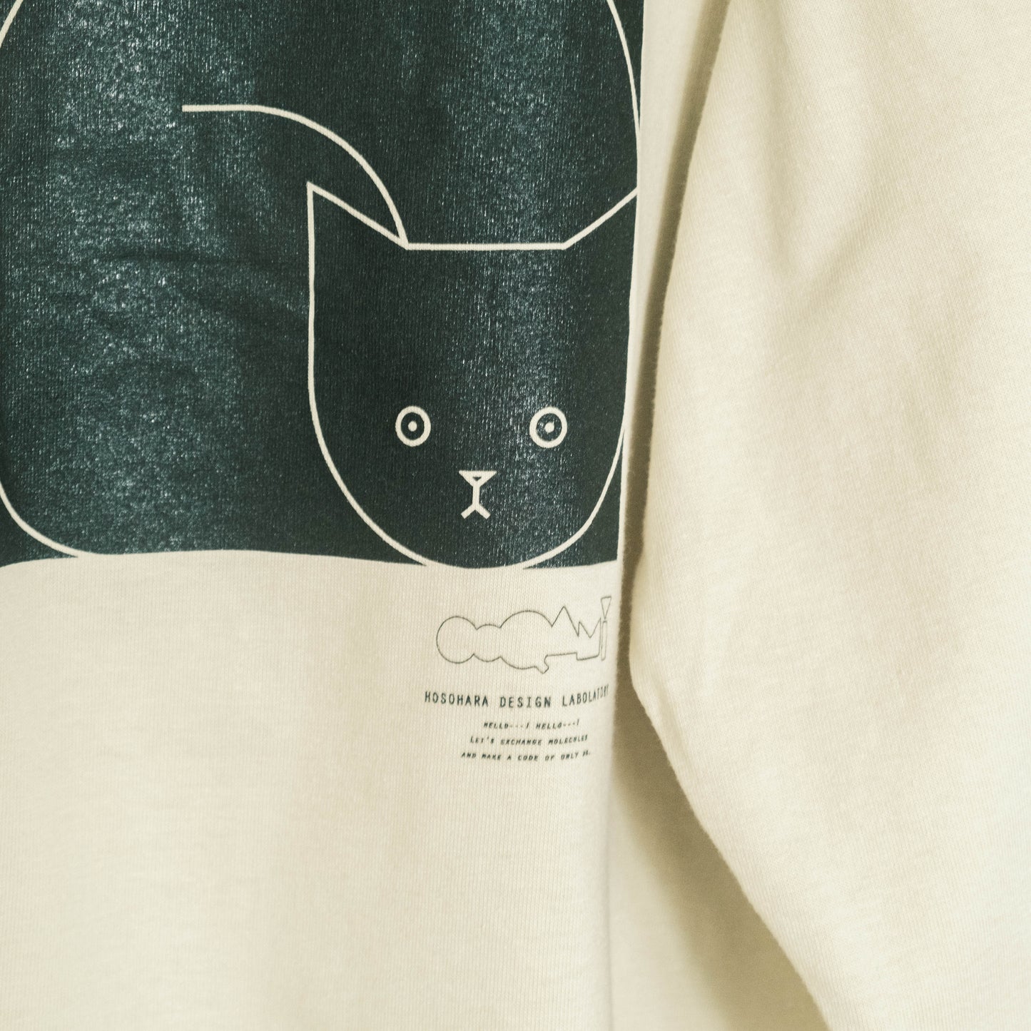 ねこTシャツ ロング 四角ねこ
