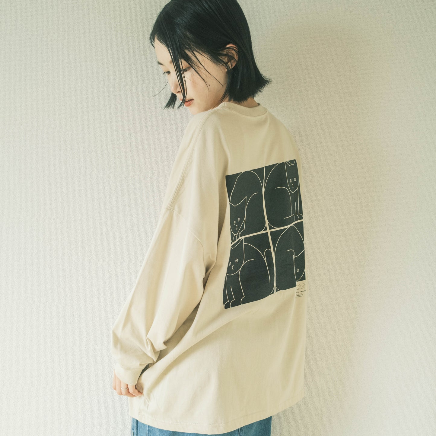 ねこTシャツ ロング 四角ねこ